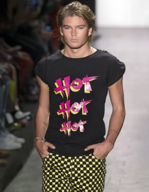 Jeremy Scott - bahar 2017 koleksiyonu