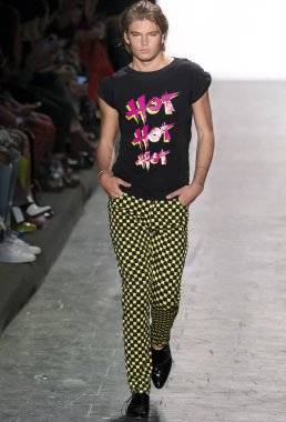 Jeremy Scott - bahar 2017 koleksiyonu