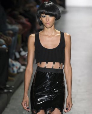 Jeremy Scott - bahar 2017 koleksiyonu