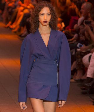 DKNY - bahar 2017 koleksiyonu