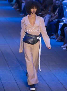 DKNY - bahar 2017 koleksiyonu