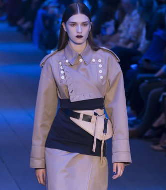 DKNY - bahar 2017 koleksiyonu