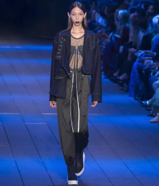 DKNY - bahar 2017 koleksiyonu