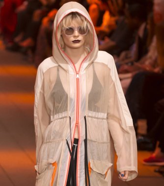 DKNY - bahar 2017 koleksiyonu