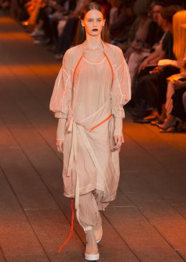 DKNY - bahar 2017 koleksiyonu