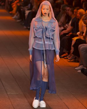 DKNY - bahar 2017 koleksiyonu