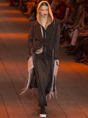 DKNY - bahar 2017 koleksiyonu