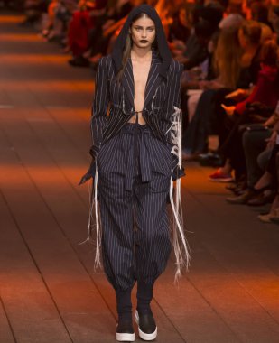 DKNY - bahar 2017 koleksiyonu