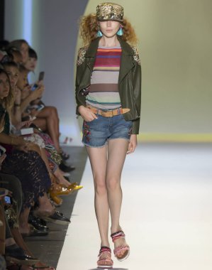 Desigual - Bahar 2017 Koleksiyonu