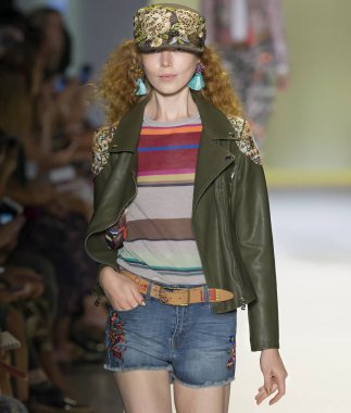 Desigual - Bahar 2017 Koleksiyonu