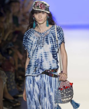 Desigual - Bahar 2017 Koleksiyonu