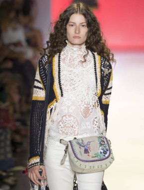 Desigual - Bahar 2017 Koleksiyonu