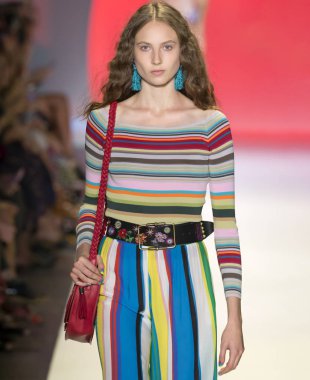 Desigual - Bahar 2017 Koleksiyonu