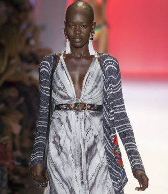 Desigual - Bahar 2017 Koleksiyonu