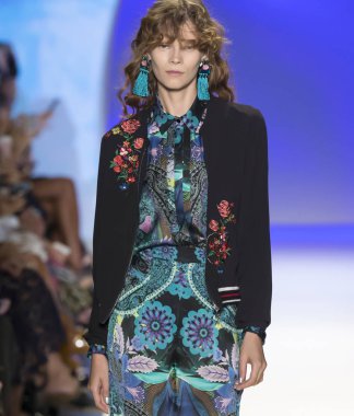 Desigual - Bahar 2017 Koleksiyonu