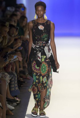 Desigual - Bahar 2017 Koleksiyonu