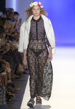 Desigual - Bahar 2017 Koleksiyonu