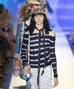 Desigual - Bahar 2017 Koleksiyonu