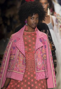 Desigual - Bahar 2017 Koleksiyonu