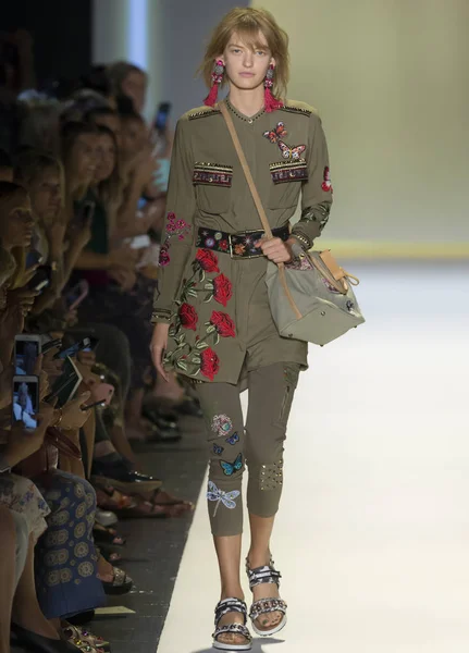 Desigual - Bahar 2017 Koleksiyonu