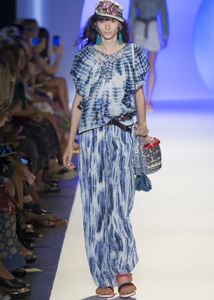 Desigual - Bahar 2017 Koleksiyonu