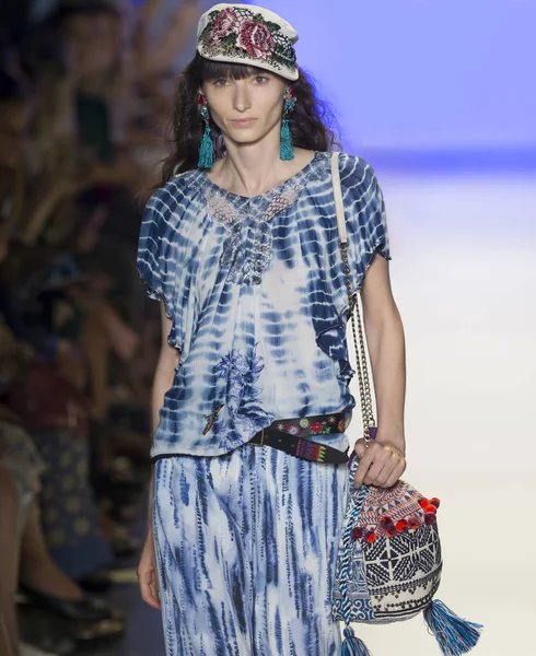 Desigual - Bahar 2017 Koleksiyonu