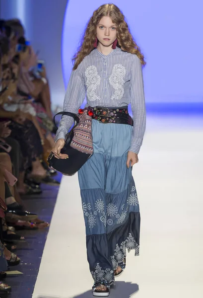 Desigual - Bahar 2017 Koleksiyonu