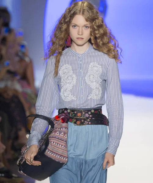 Desigual - Bahar 2017 Koleksiyonu