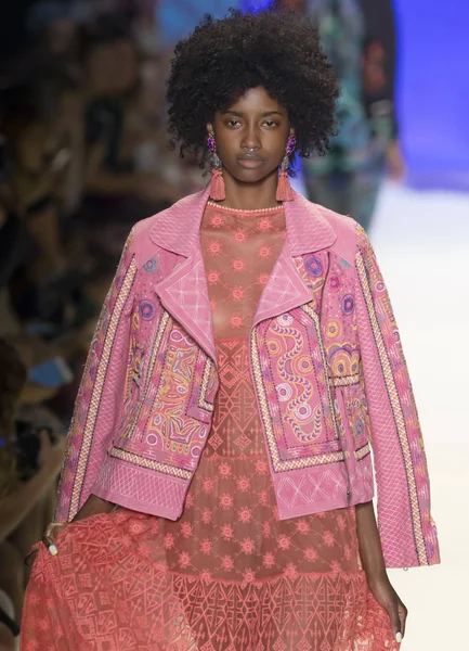 Desigual - Bahar 2017 Koleksiyonu