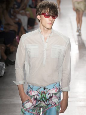 Custo Barcelona - bahar 2017 koleksiyonu