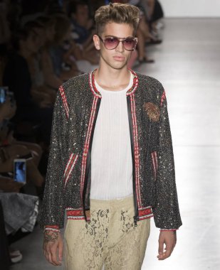 Custo Barcelona - bahar 2017 koleksiyonu