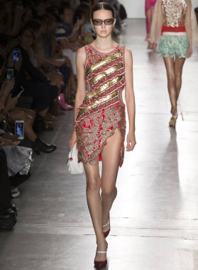 Custo Barcelona - bahar 2017 koleksiyonu