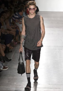 Custo Barcelona - bahar 2017 koleksiyonu