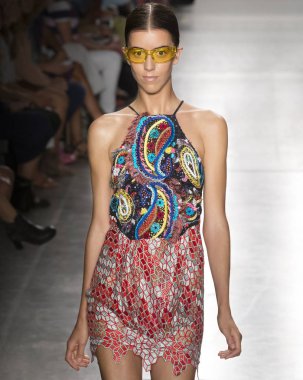 Custo Barcelona - bahar 2017 koleksiyonu