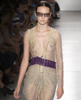 Custo Barcelona - bahar 2017 koleksiyonu