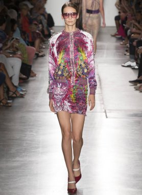 Custo Barcelona - bahar 2017 koleksiyonu