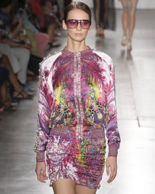 Custo Barcelona - bahar 2017 koleksiyonu