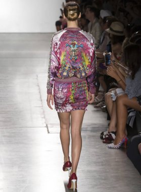 Custo Barcelona - bahar 2017 koleksiyonu