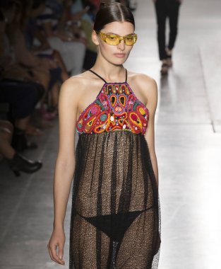 Custo Barcelona - bahar 2017 koleksiyonu