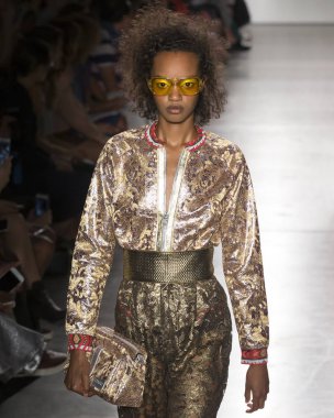 Custo Barcelona - bahar 2017 koleksiyonu