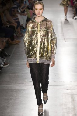 Custo Barcelona - bahar 2017 koleksiyonu