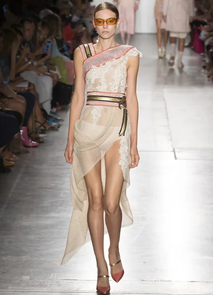 Custo Barcelona - bahar 2017 koleksiyonu