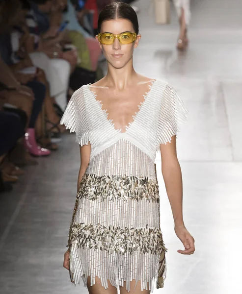 Custo Barcelona - bahar 2017 koleksiyonu