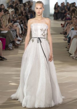 Monique Lhuillier - bahar 2017 koleksiyonu