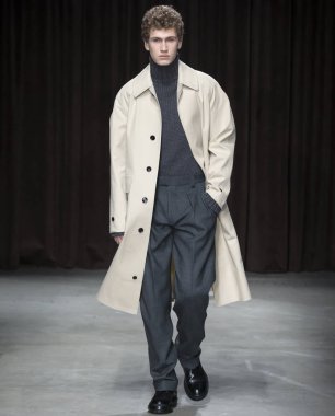 Boss - erkek kış 2017 Mens gösteri düşmek.