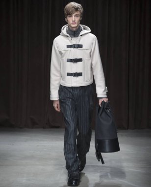 Boss - erkek kış 2017 Mens gösteri düşmek.