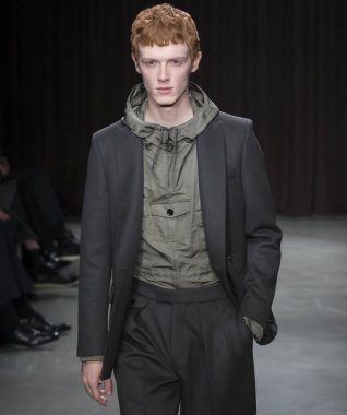 Boss - erkek kış 2017 Mens gösteri düşmek.