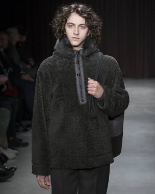 Boss - erkek kış 2017 Mens gösteri düşmek.