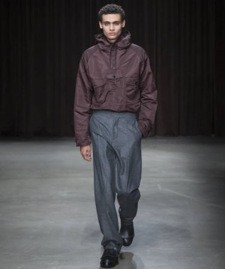 Boss - erkek kış 2017 Mens gösteri düşmek.