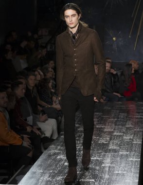 John Varvatos - erkek sonbahar kış 2017 Mens gösteri